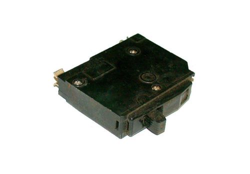 Square d 30 amp single pole circuit breaker 120/240 vac model q0110(3 available) for sale