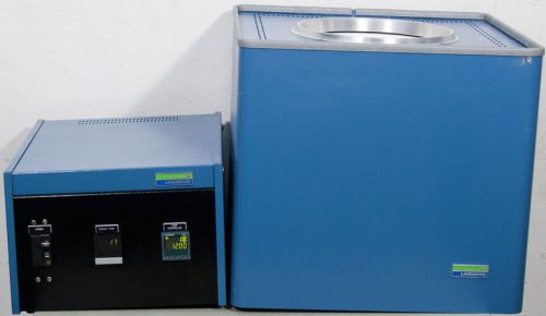 Lindberg/blue-m 56882/cf56822c crucible furnace w/controller 1200c 7.5&#034; dia 8&#034; for sale