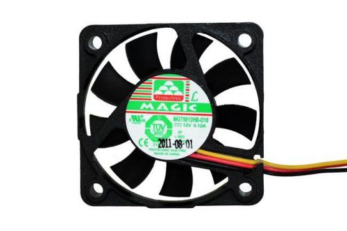 12V DC Ball Bearing Fan with Connector, 50x50x10mm, 3-pin