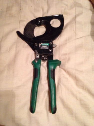 45207 Greenlee Ratcheting Cable Cutters