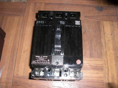 Ge circuit breaker tec36030 *nice* for sale