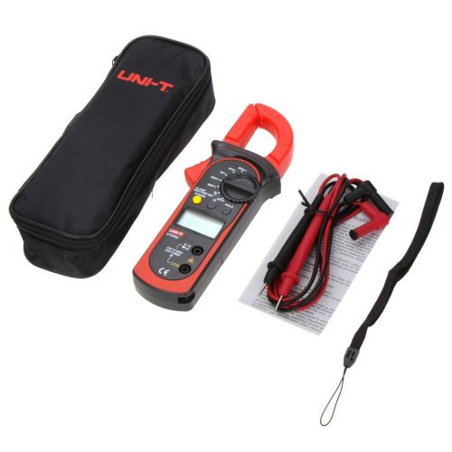 The UT200A from UNI-T is a contemporary digital clamp multimeter that is capable of measuring resistance, voltage, and both AC and DC current.