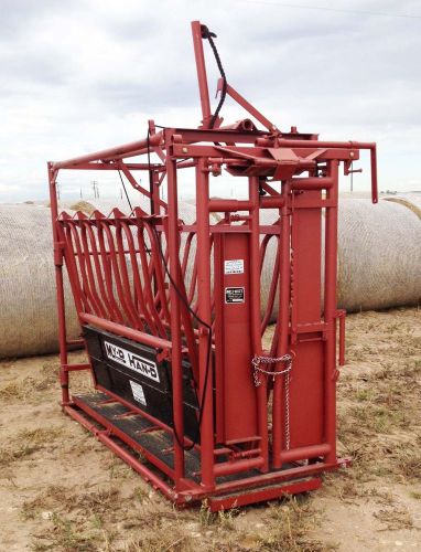 UPDATED - CLEARANCE DEAL - My-D Han-D HD Ranch Hand Livestock Squeeze Chute