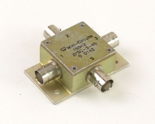 The BNC F 3 Way-0В° Mini-Circuits ZFSC-3-4B Power Splitter / Combiner is designed for use in frequencies ranging from 1 to 500 MHz.