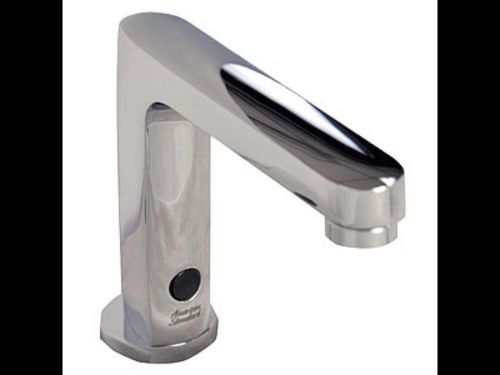 Chrome Moments Lavatory Faucet by American Standard