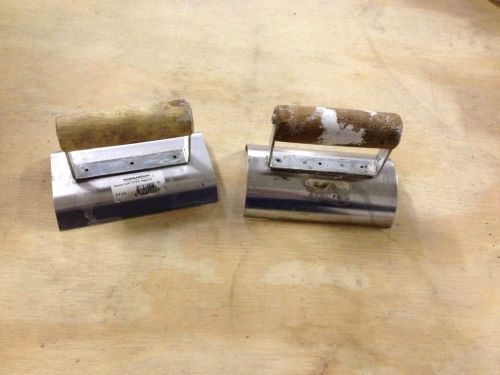 Lot of 2 concrete forming tools