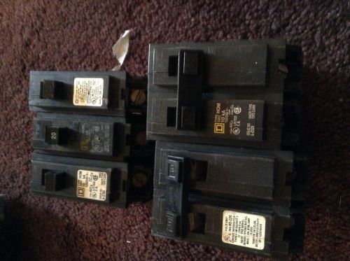 Square d hom circuit breaker lot of 5 (1)hom230, (2)hom120, (1)hom115, (1)hom230 for sale