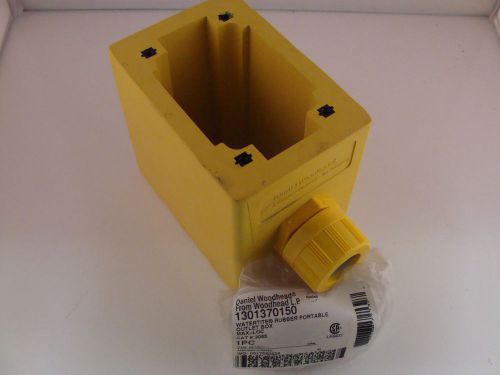 Watertite Multiple Outlet Box - Woodhead 3065 Max-Loc (Overstock)