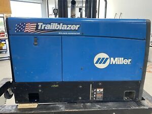 Miller Trailblazer 302 Engine Drive Welder/Generator - Blue