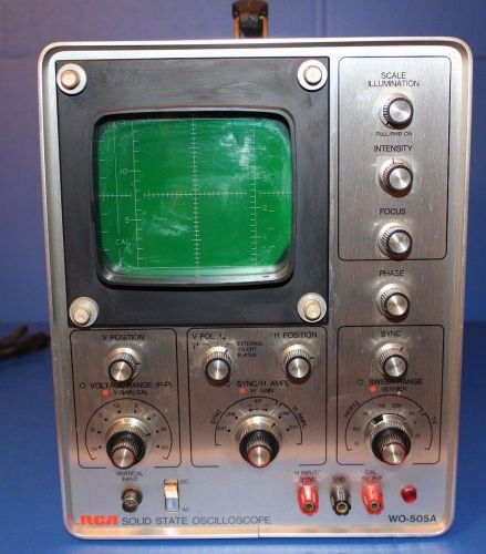 Clean Vintage RCA Oscilloscope, model WO-505a.