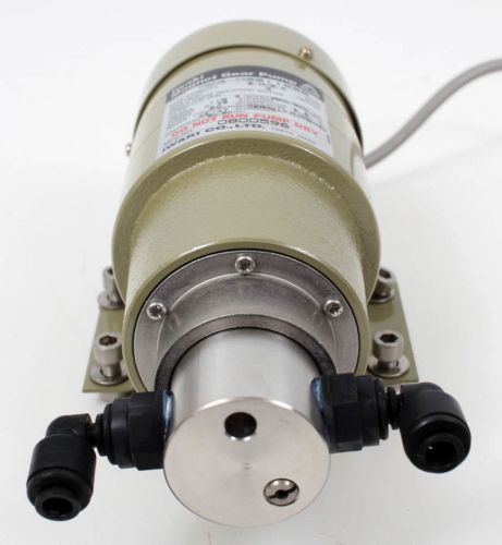 Iwaki MDG-M2S115S8 Magnet Gear Liquid Pump 2-2.4 L/Min